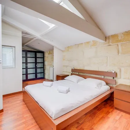 Spacious, Quiet Flat In The Heart Of Apartment