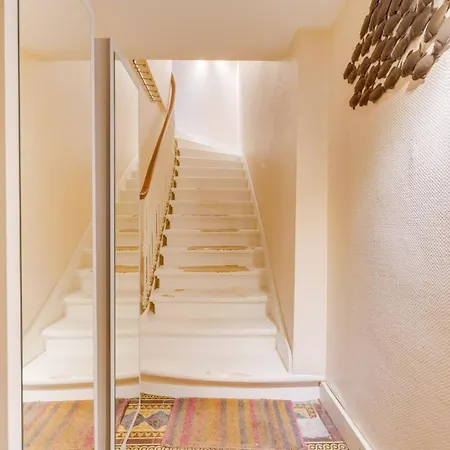 Apartment Spacious, Quiet Flat In The Heart Of Bordeaux